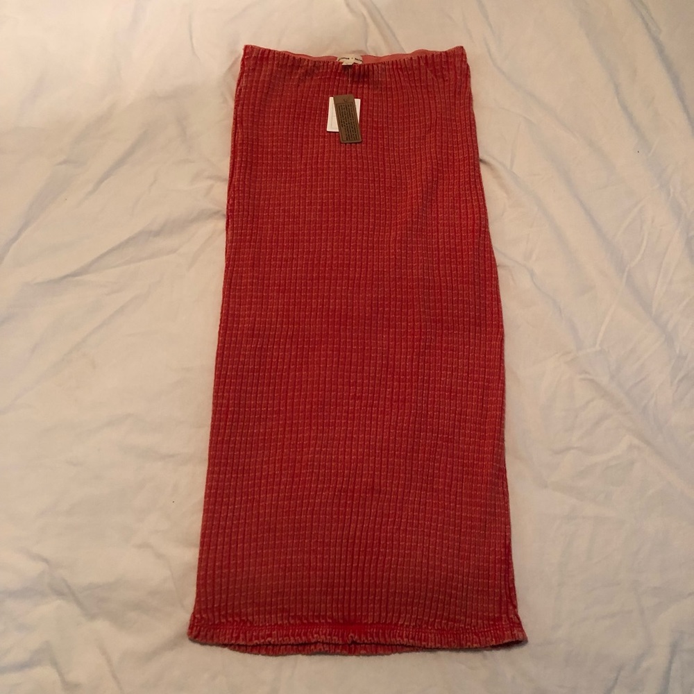 URBAN OUTFITTERS stretchy midi skirt